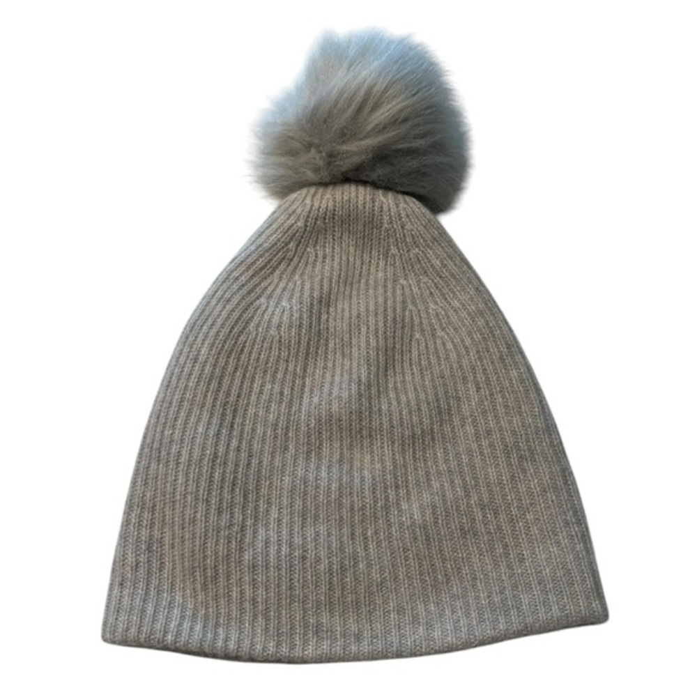 Saks Fifth Avenue Women’s 100% Cashmere‎ Beanie Hat Gray Pom Pom Winter Cozy